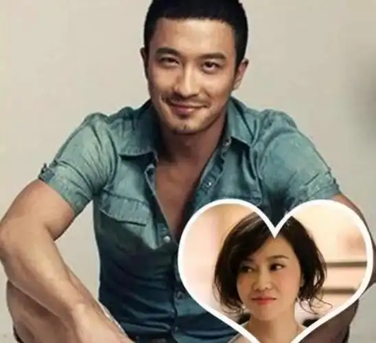 2018年,年近半百的闫妮与比自己小11岁的张铎相识相恋,这段跨越年龄的