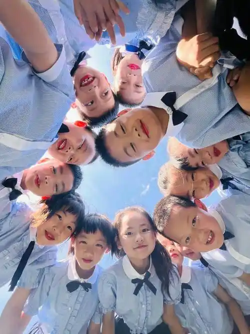 这样的笑脸,超治愈!_笑容_孩子_小朋友们