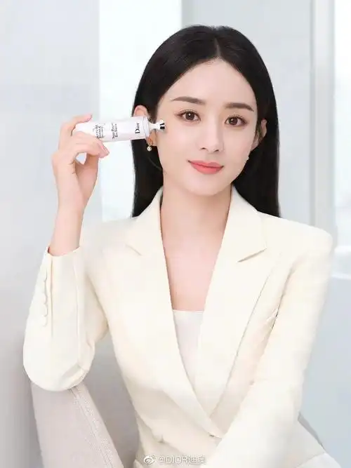 赵丽颖迪奥中国区护肤代言人官宣
