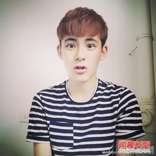 90后小鲜肉留什么发型好看 短发碎发蓬松柔顺直发最耐看(5)