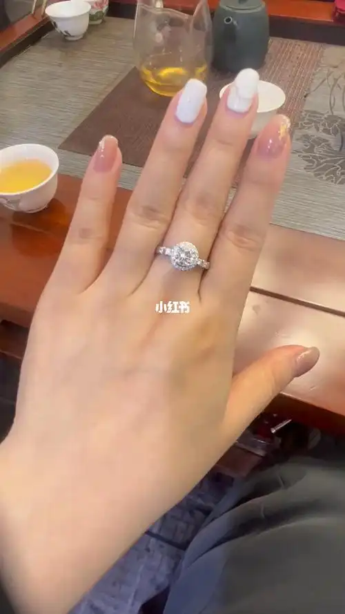 一克拉定制钻戒