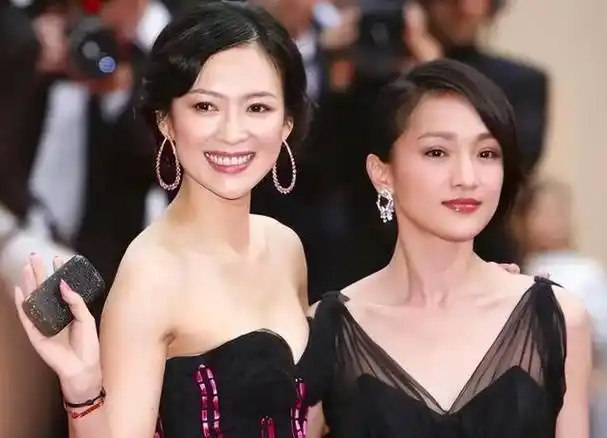 周迅又矮又没胸算不算美女看她和章子怡袁泉合照就知道