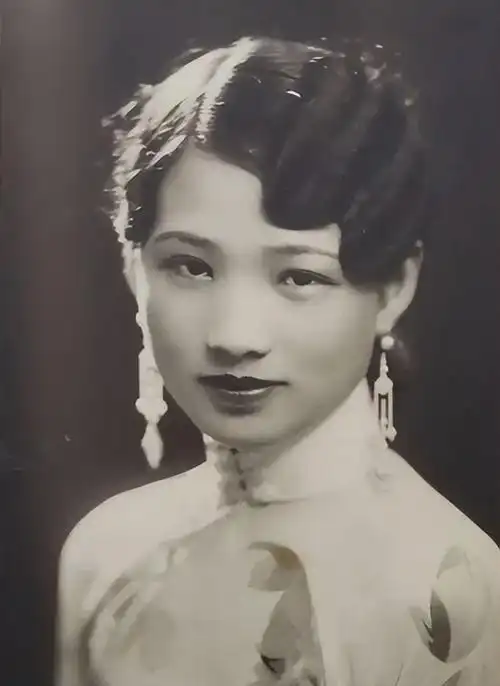 民国青楼名妓叶蓁被骗婚嫁与袁世凯生五个孩子逆袭成皇妃