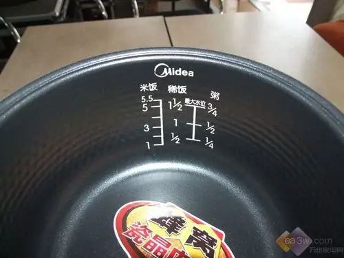 直观的刻度方便用户使用 蜂窝瓷晶内胆