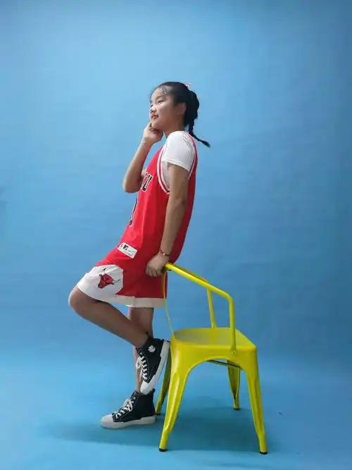 12岁女生写真集