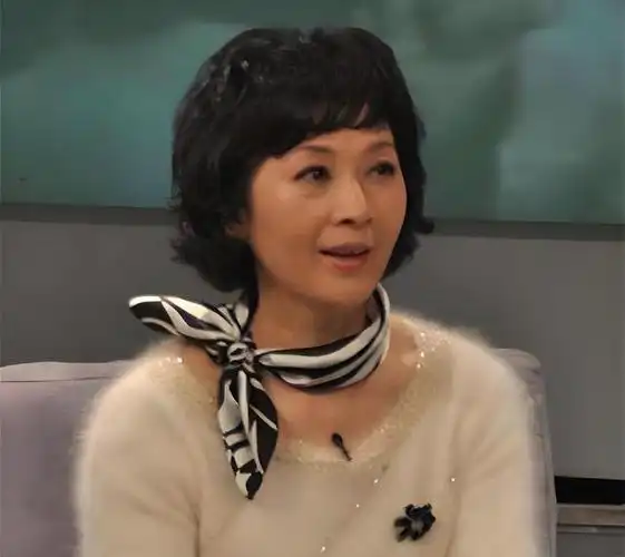 回顾:演员龚雪因流氓罪断送演艺生涯,出走美国,现如今怎样了?