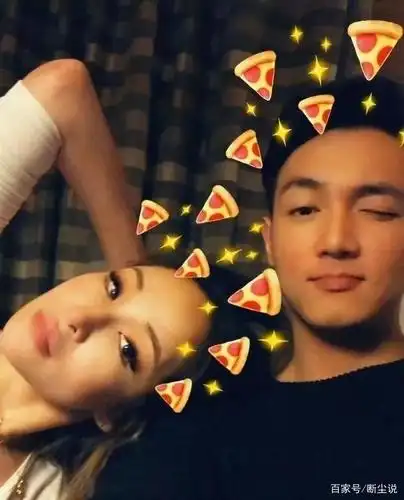 潇洒小姐萧亚轩回归了,自爆患病2年,流泪尽显沧桑