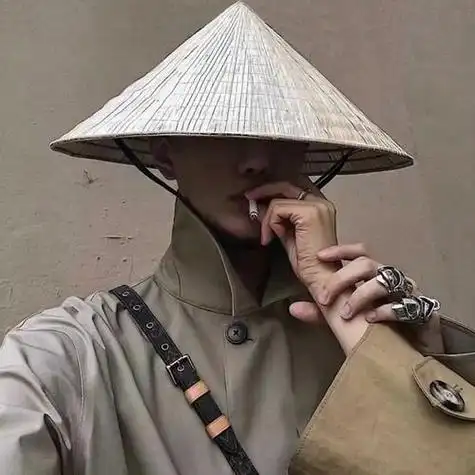 戴斗笠的神秘男人头像