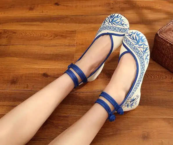 竹子老北京绣花布鞋内增高牛筋底民族风广场舞蹈春秋季女单鞋