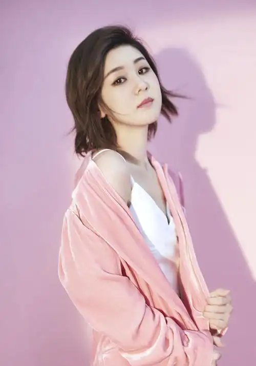 李小萌图片 李小萌时尚写真图片