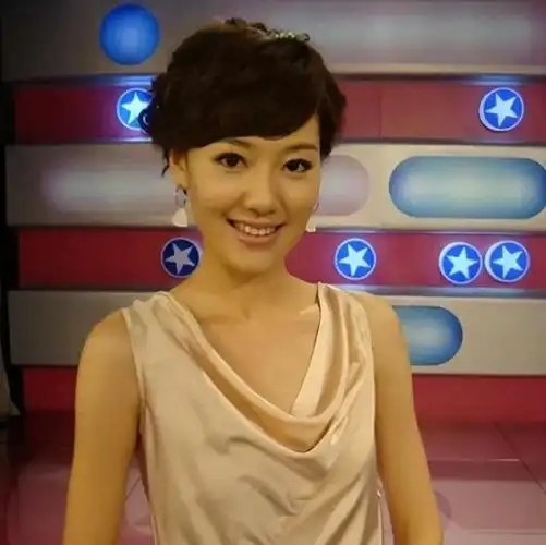 央视最美主持人王冠现如今的生活过得怎样