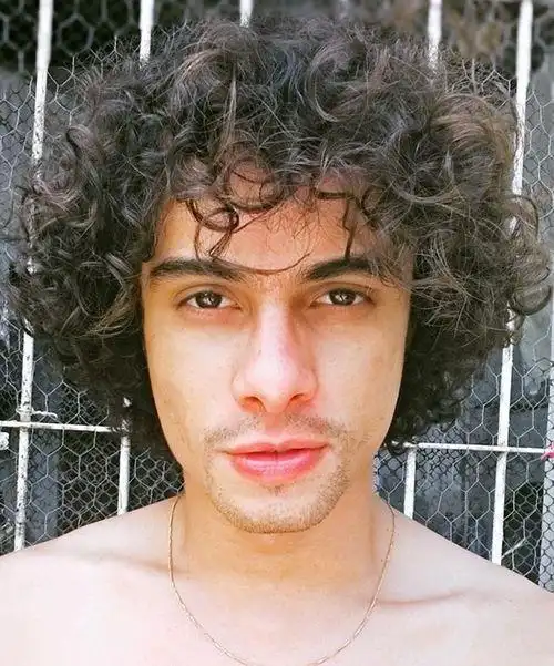 2021最吸引女人的33款男士卷发发型