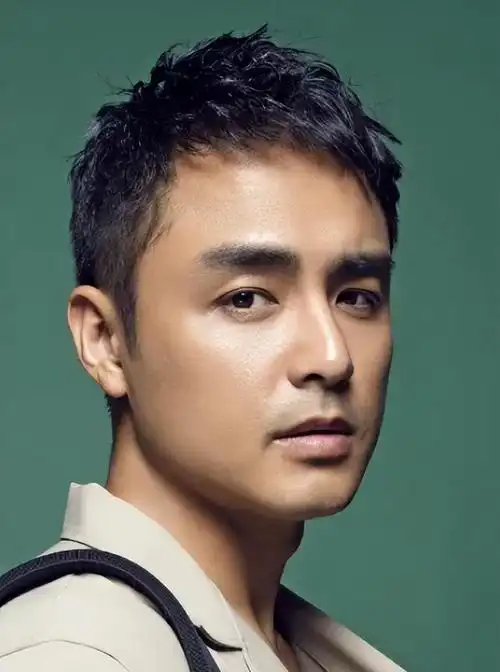 谁不爱25岁的明道?可惜,44岁的明道却过得很惨!