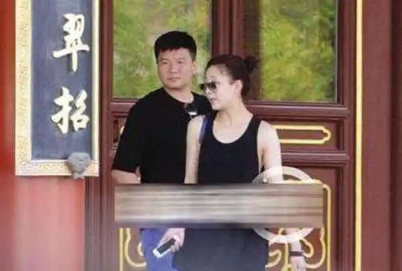 殷桃的三任丈夫沈俊成李金羽孙东海只有沈俊成是前夫