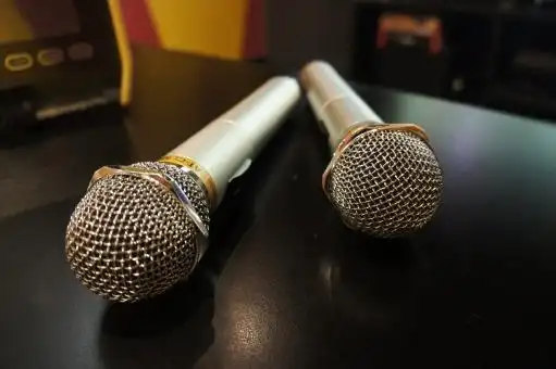 卡拉ok麦克风
