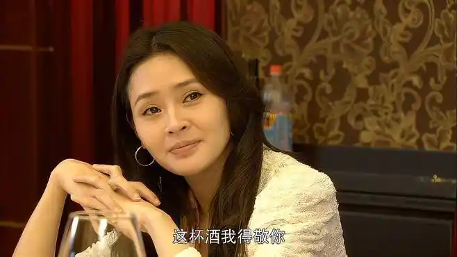 门第:罗小贝参加同学聚会,场面一度尴尬,真是太逗了-影视综视频-搜狐