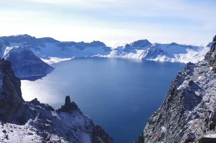 2021长白山天池游玩攻略,首先最明显的特征就是冬天长.【去哪儿攻略】