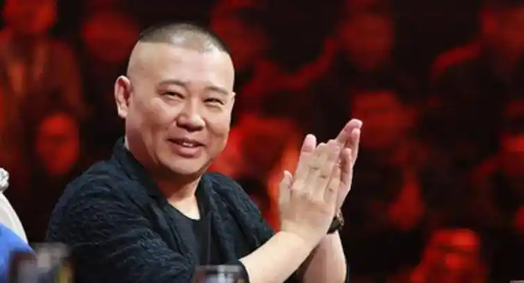 郭德纲为什么这么有钱?5000万豪宅不算啥,一个月物业费最少10万_演出_