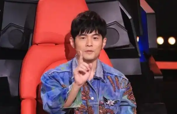中国新歌声导师走了三位幸亏还有周杰伦新来导师居然是他