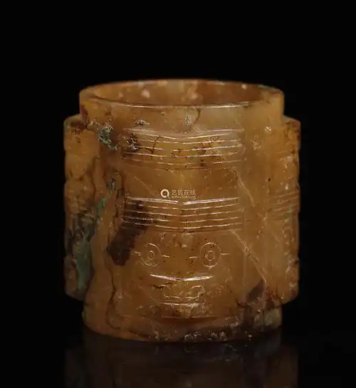 商代兽面纹玉琮