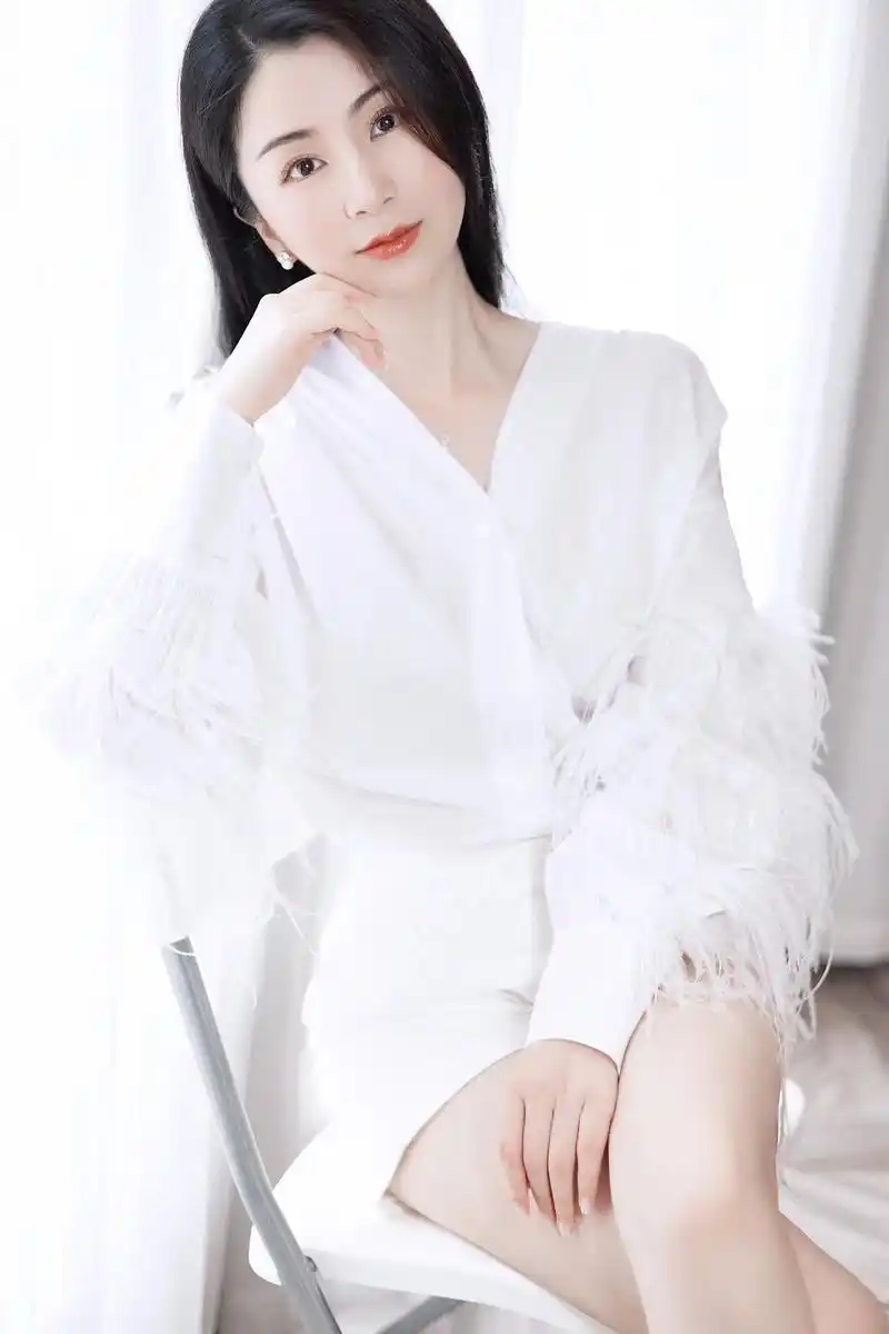 女演员刘庭羽.#新昌嵊州摄影工作室 #古装美人刘庭羽#个人形 - 抖音