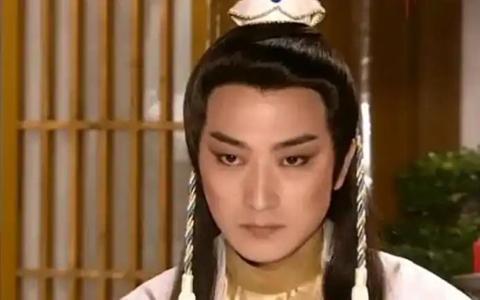 邵峰杨丽菁霹雳菩萨石惊天阿舍剪辑古装男神一垂眸一抬眼满是羞涩