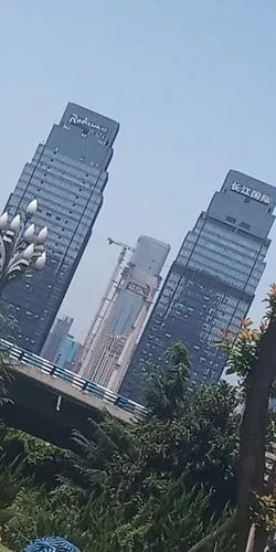 我去了时代峰峻,献上