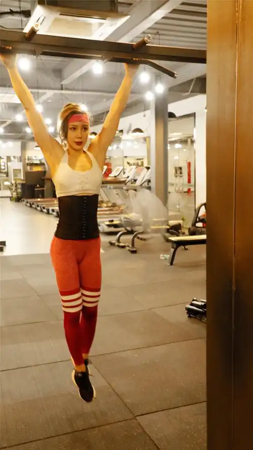 亚洲健身小姐范书慧健身照曝光 最完美性感身材-搜狐大视野-搜狐新闻