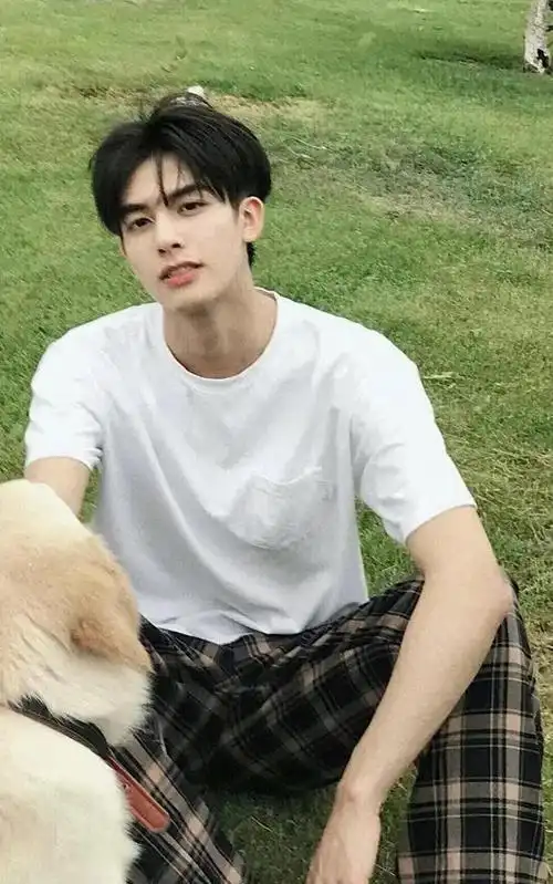 挑战发50名男明星神图宋威龙