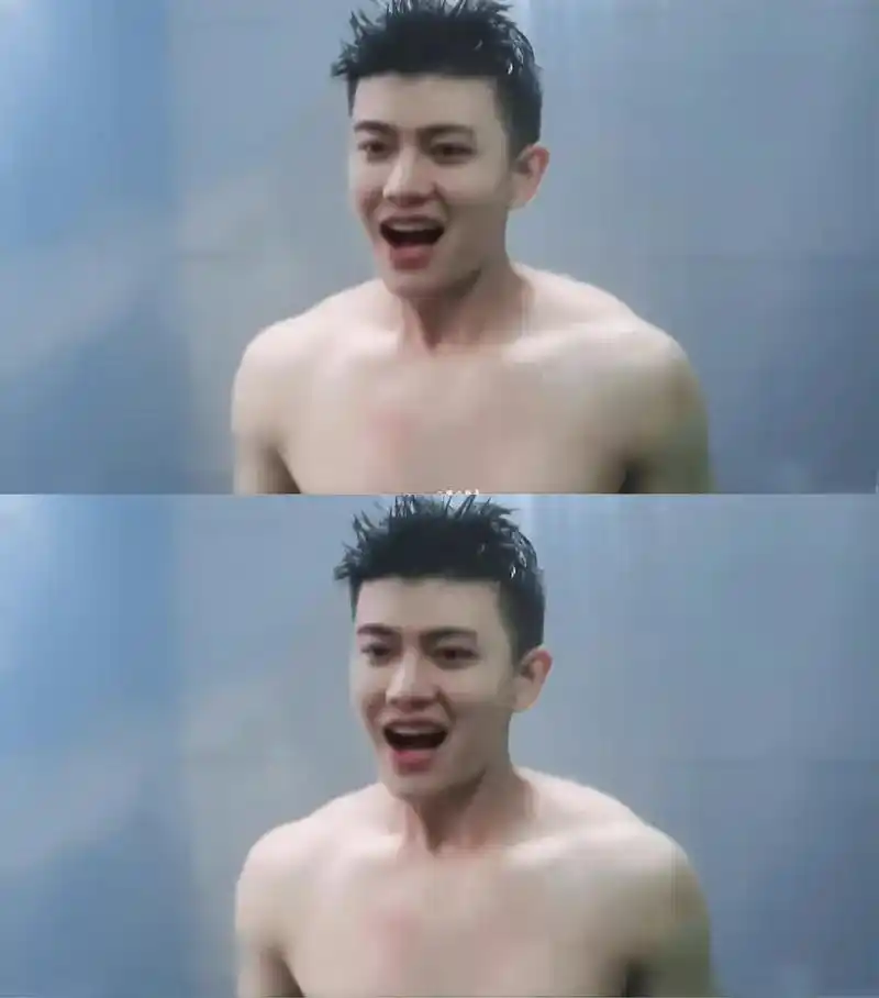 任嘉伦 #任嘉伦蓝焰突击 开心洗澡的大橙子 洗完乖乖上车睡 - 抖音