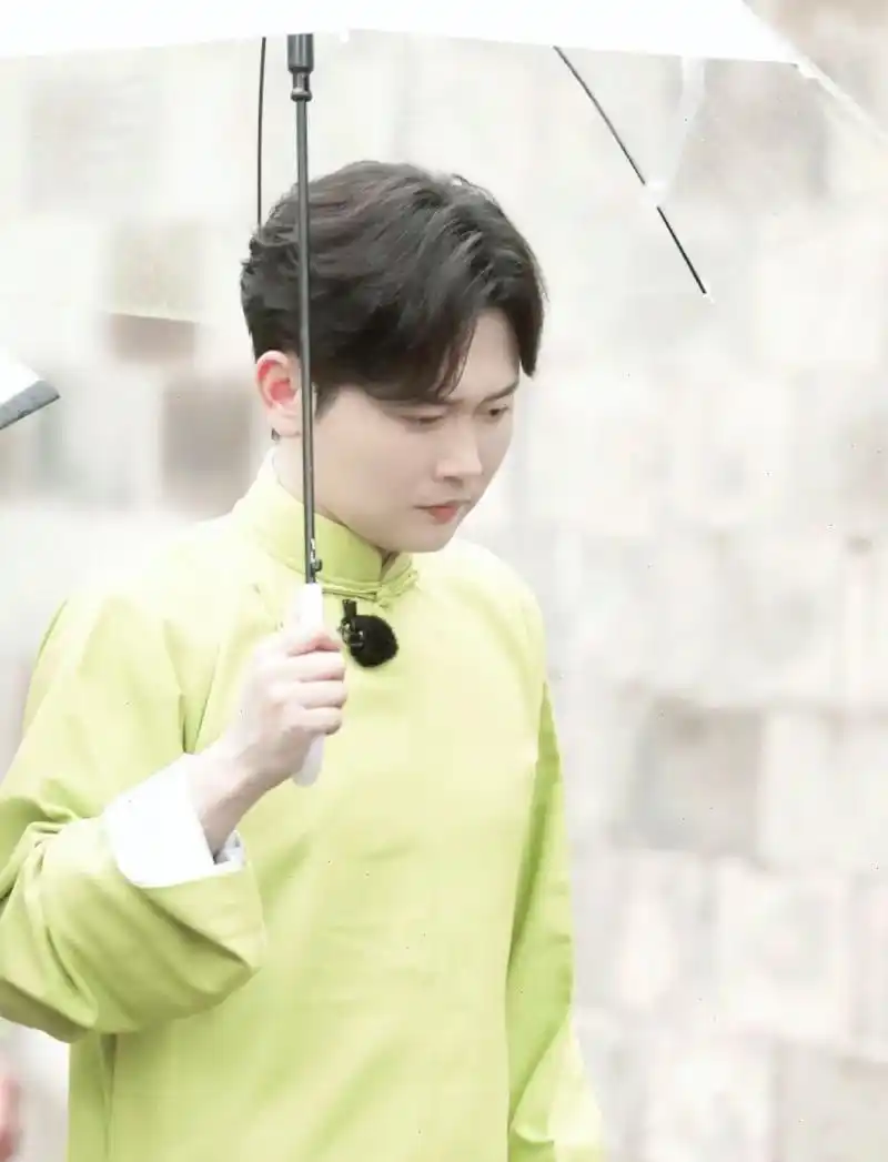 德云社孟鹤堂头像壁纸99 德云女孩看过来～ 我家孟孟太仙了8(孟哥戏