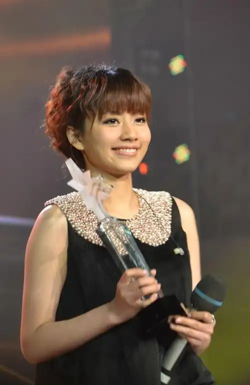 刘惜君 sara liu的图片