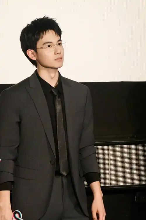 胡先煦飞驰人生##网剧飞驰人生