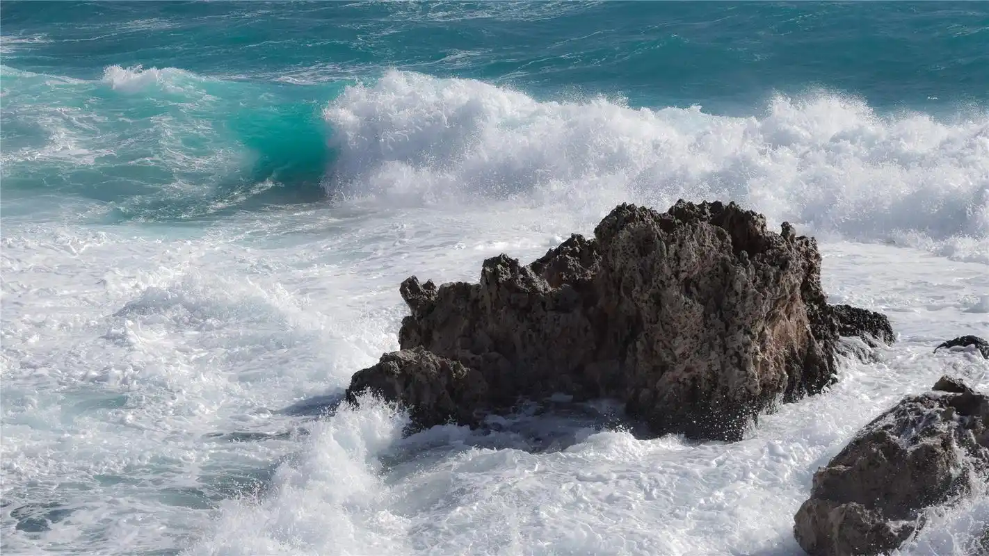 海边汹涌浪花高清桌面壁纸高清大图预览1920x1200_风景壁纸下载_美桌