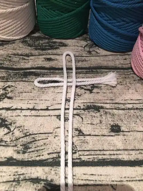 "一根绳子的华丽变身!" 绳编课程——树叶壁挂