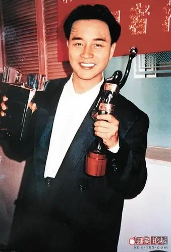 张国荣#——————2009.03.28 【苹果】报,娱乐专题:哥哥的件事