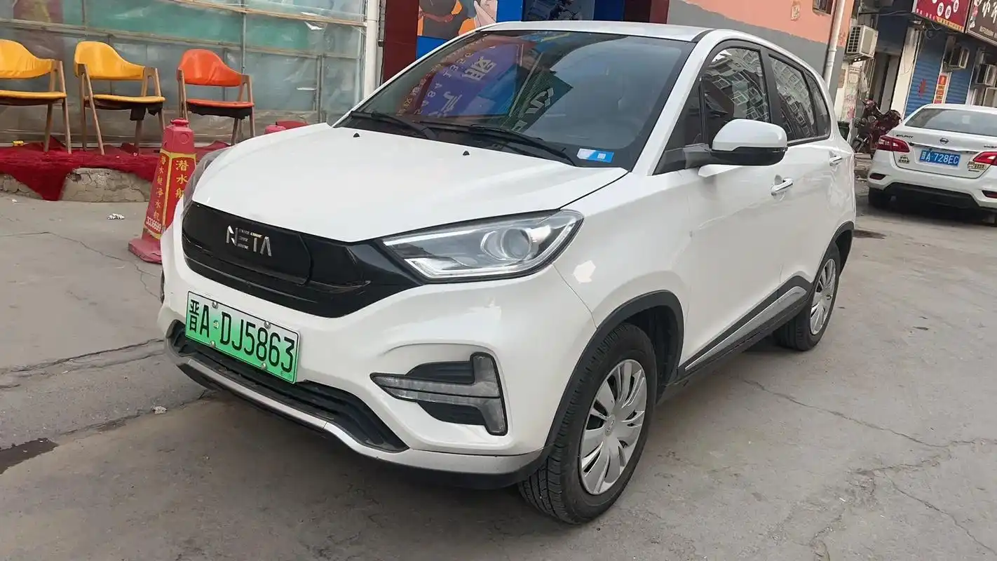 最新到店20年上牌哪吒n01,搭载的宁德时代三元锂电池 3 - 抖音