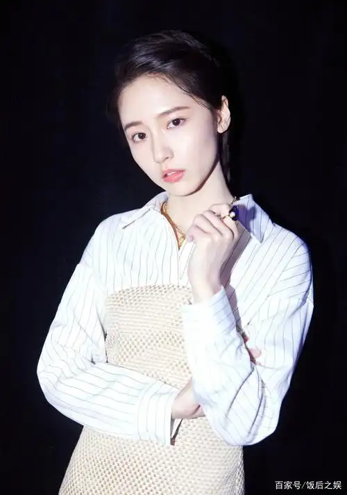 新人演员成果:清纯甜美,美丽动人