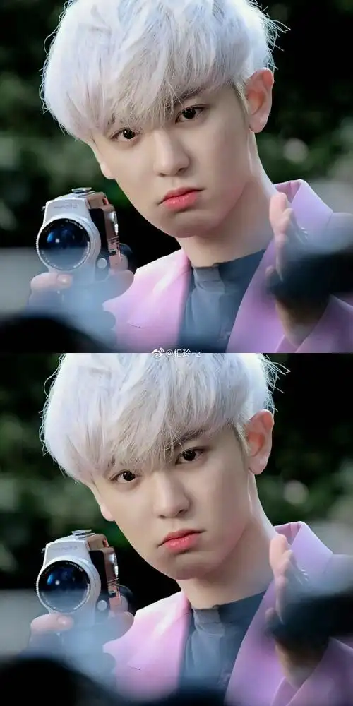 朴灿烈白发二屏拼接壁纸