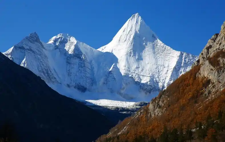 一生必去的旅游景点稻城亚丁