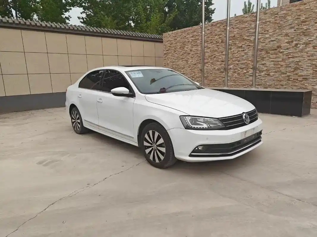 15年12月大众速腾,自动1.4t豪华,全险,配置到顶,无