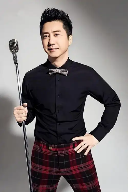 回顾庾澄庆儿子是歌手如今62岁的我不敢老去还要照顾老母亲