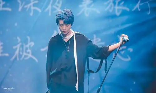 13 tfboys南京四周年演唱会… - 堆糖,美图壁纸兴趣社区