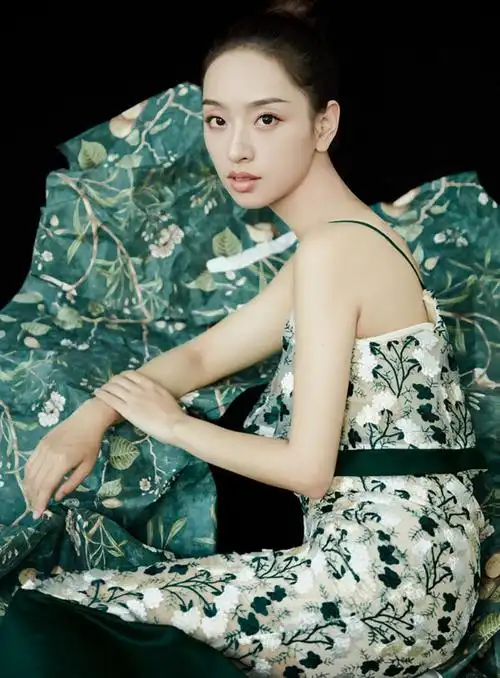 相关专题:你可能感兴趣的文章彭必瑶身高经纪公司等个人资料[ 查看