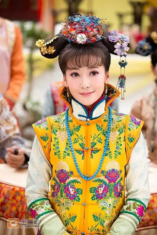 《金钗谍影》曝陈紫函剧照 绝美清宫造型惹.