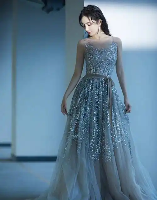 杨紫身穿"仙女裙"的造型,也太好看了吧,简直就是仙女本仙!