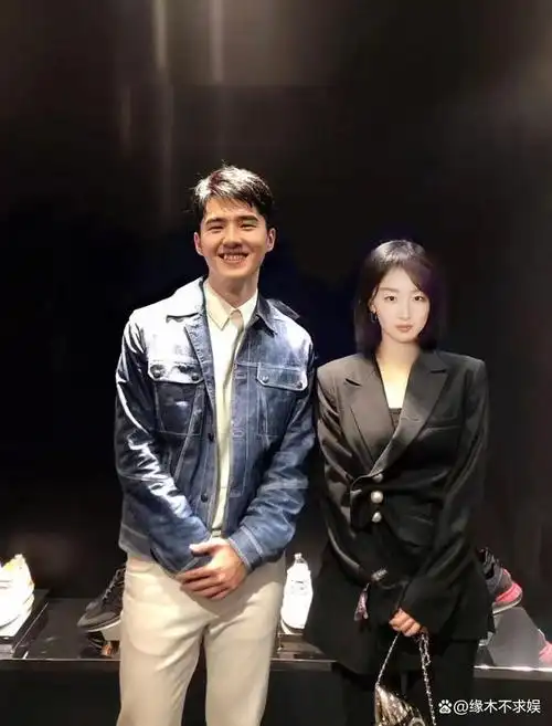 刘昊然25岁生日双喜临门去年出奇一致周冬雨评论区却尴尬