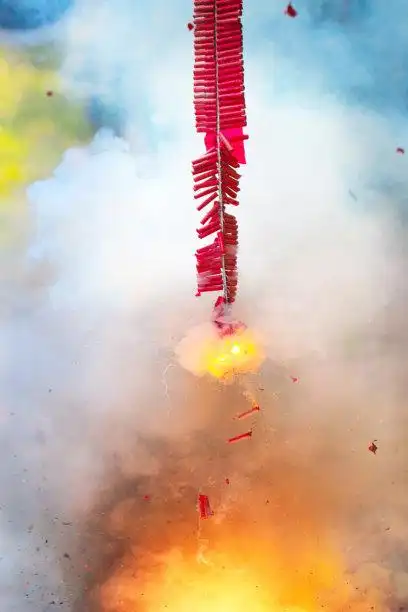 春节烟花图片_春节烟花图片大全_正版春节烟花图片素材下载-veer图库