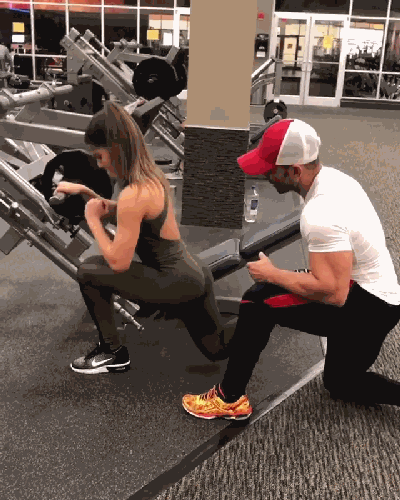 男子健身6个月一身肌肉却被询问用哪种类固醇令他很尴尬