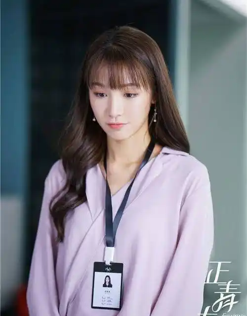 原创正青春职场考验重重吴谨言殷桃携手突破桎梏